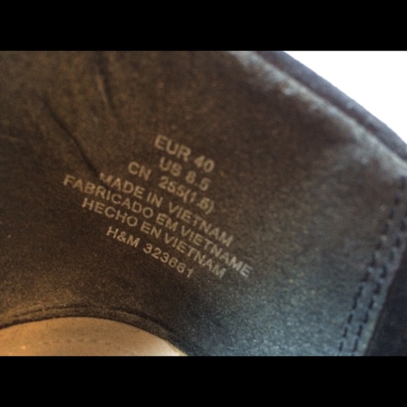 Black Platform Heels - Picture 8 of 8